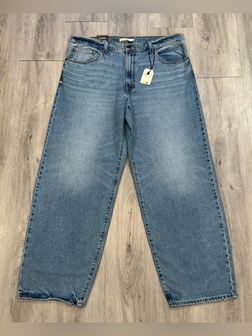 Levi's Premium Women's Light Blue Mid Rise Baggy Wide Leg Dad Jeans